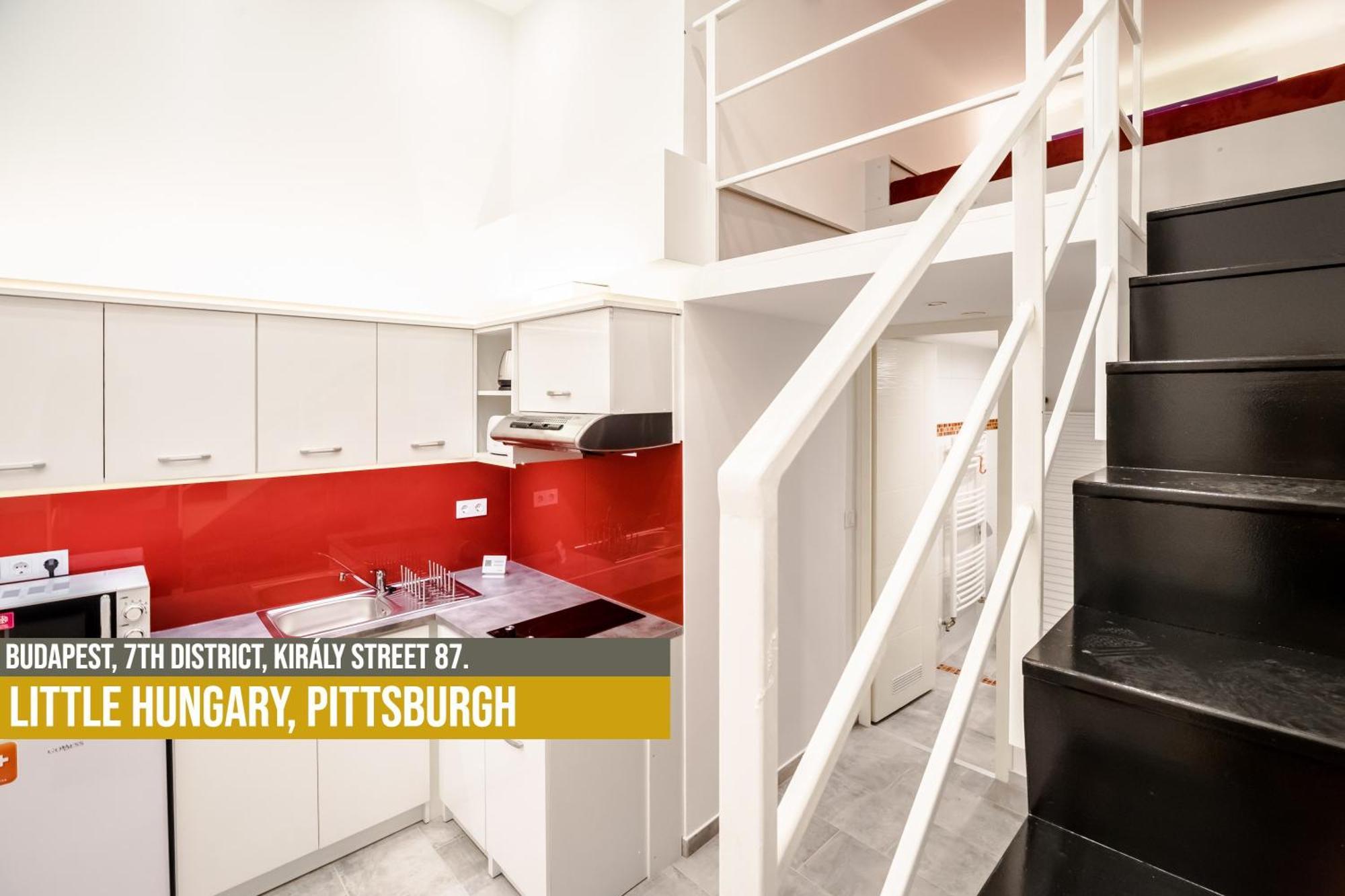 Little Americas Kiraly Street Apartman *